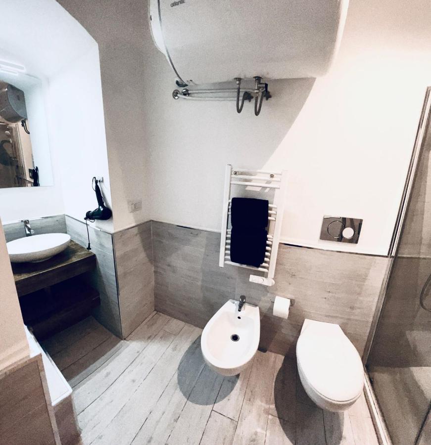 Urban Flat Dante - Timesrl Apartments Bari Bagian luar foto